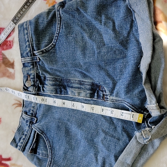 💙 GORGEOUS!! LEE VINTAGE MEDIUM BLUE WASH HIGH WAISTED MOM SHORTS - Picture 4 of 8